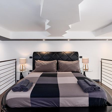 Moderno Loft A 150Mt Dalla Metro "Bernini" Turin Bagian luar foto