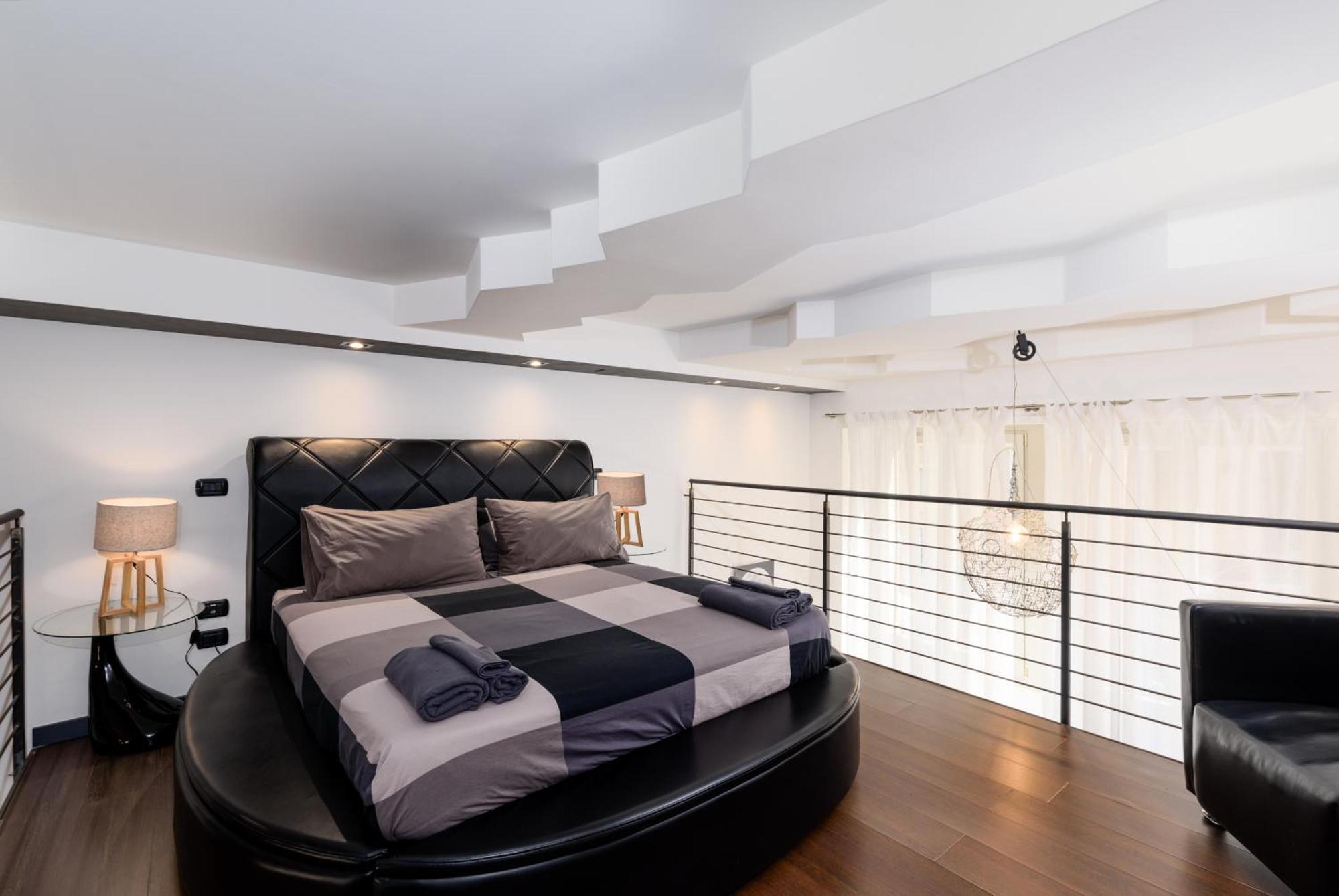 Moderno Loft A 150Mt Dalla Metro "Bernini" Turin Bagian luar foto